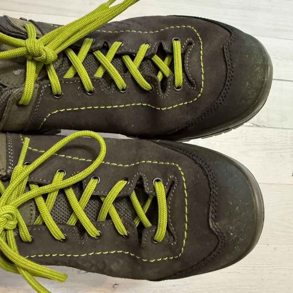 Schnees mens low top‎ hiking shoes boots men's 9